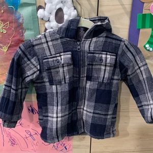 Faded glory size 6-7 Sherpa line hooded flannel